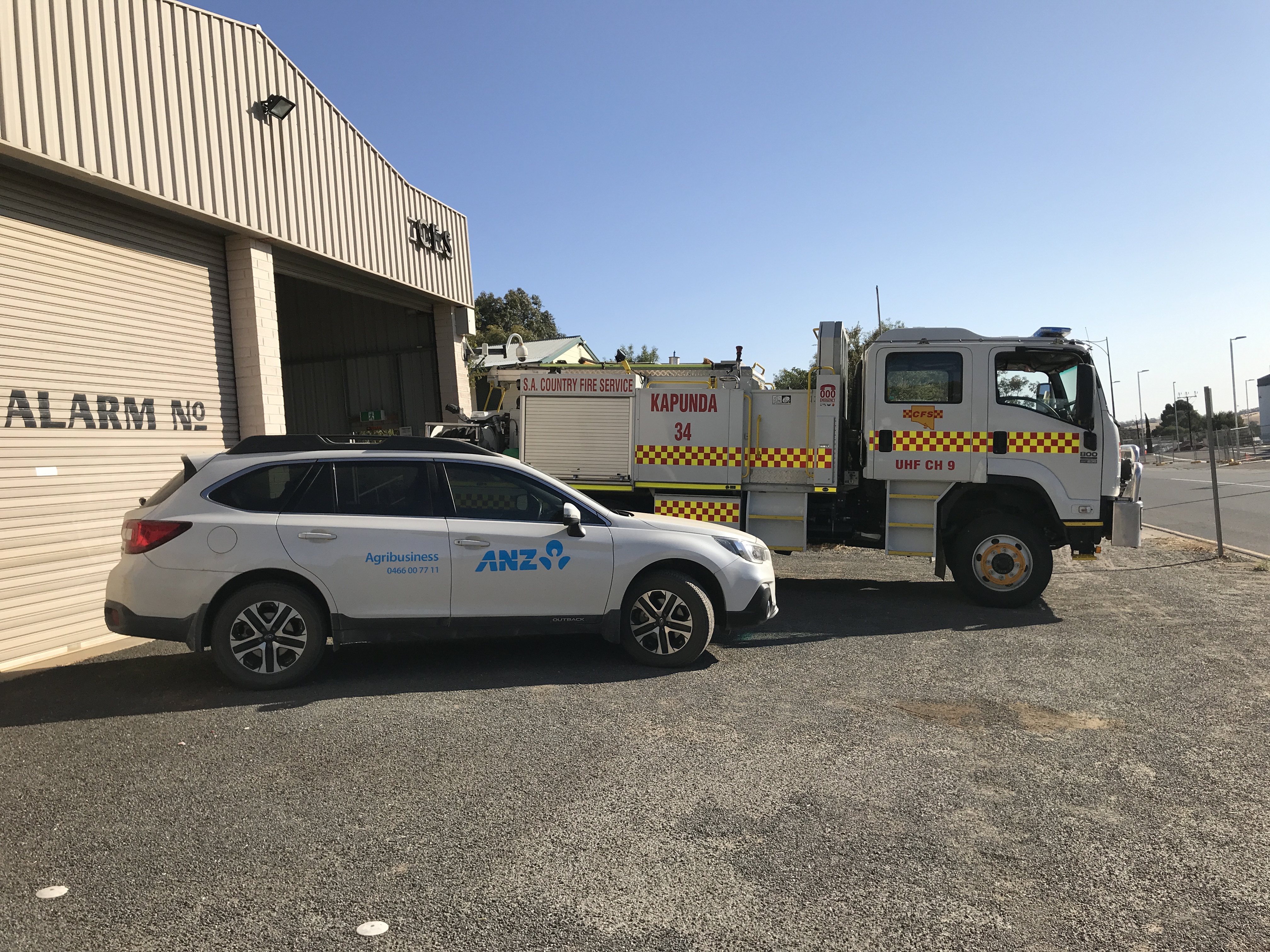 ANZ & CFS vehicles: side-by-side