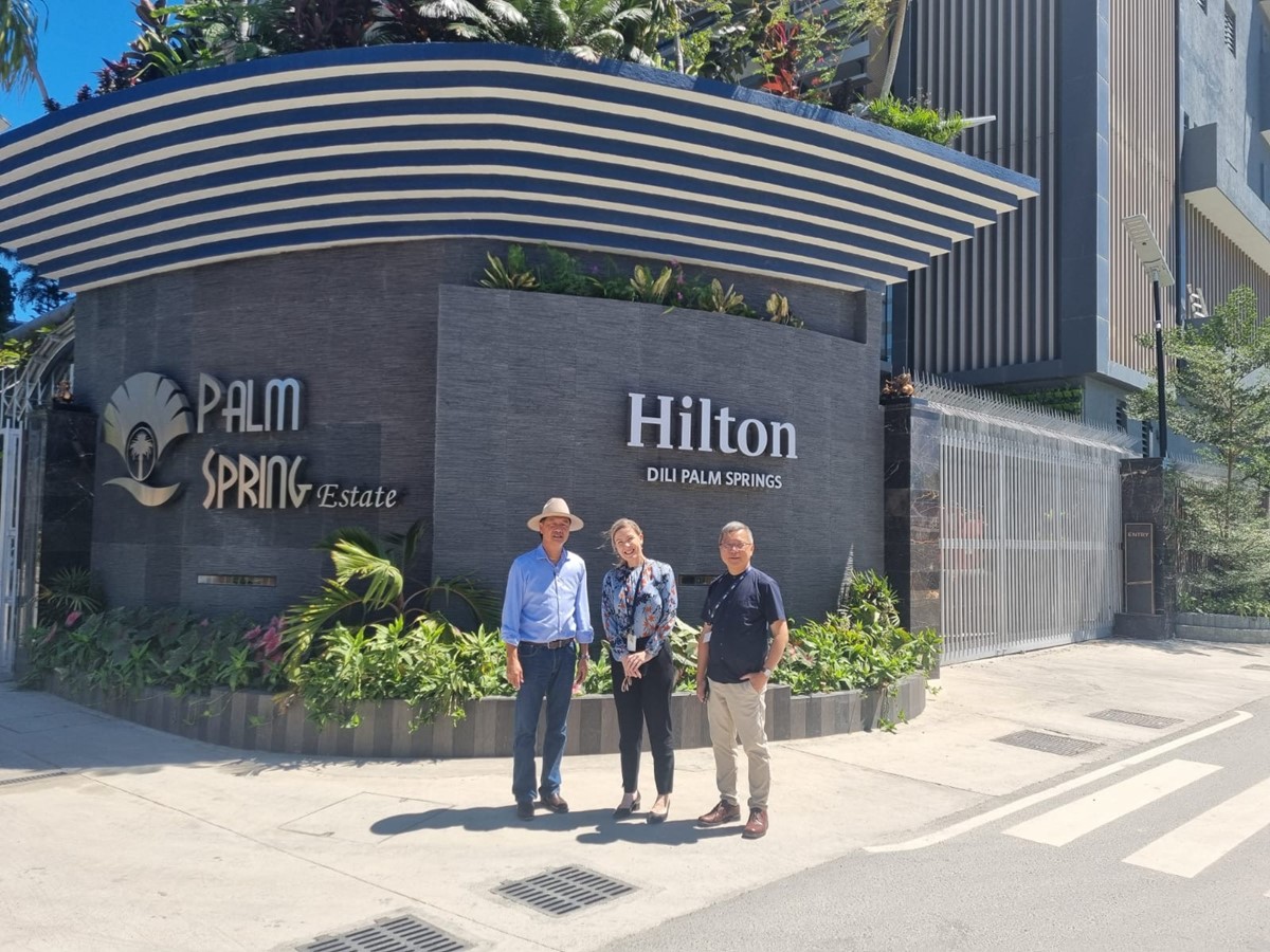 Bernadette with Jackson Lay (customer) and Tek Kon Lim (ANZ) at the Hilton site